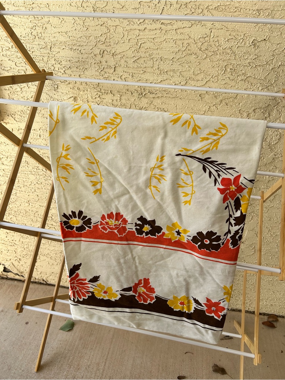 Vintage 50s tablecloth gorgeous fall colors